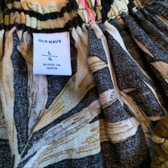 2/$25 Old Navy Tropical Print Peasant shirt (NWT) - Picture 4 of 6